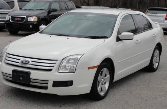 2008 Ford Fusion White